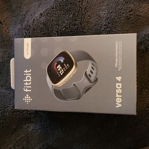 Fitbit Versa 4